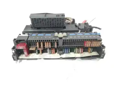 Peça sobressalente para automóvel em segunda mão caixa de fusíveis e relés por bmw 3 (e46) 320 d referências oem iam 8387153