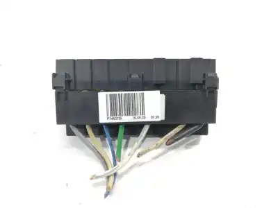 Pièce détachée automobile d'occasion BOÎTES À FUSIBLES pour PEUGEOT 307 (3A/C)  Références OEM IAM P7460735  