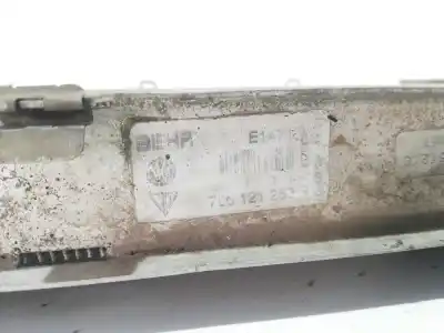 Автозапчастина б/у водяний радіатор для audi q7 (4l) cas посилання на oem iam 7l6121253  