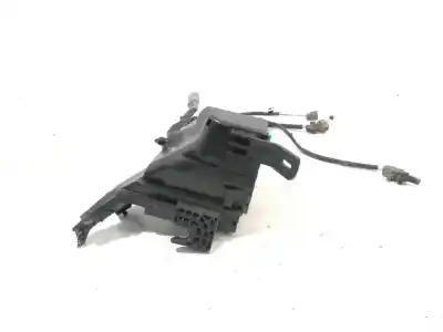 Peça sobressalente para automóvel em segunda mão caixa de fusíveis e relés por mazda 2 berlina (de) zjve referências oem iam d65166760