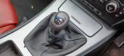 Pezzo di ricambio per auto di seconda mano pomello della leva del cambio per bmw serie 3 coupe (e92) n47d20c riferimenti oem iam 2511803730901
