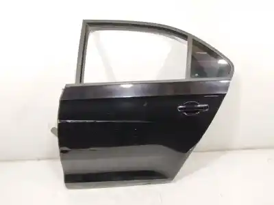 Recambio de automóvil de segunda mano de PUERTA TRASERA IZQUIERDA para SEAT TOLEDO (KG3)  referencias OEM IAM 5JA833051C  