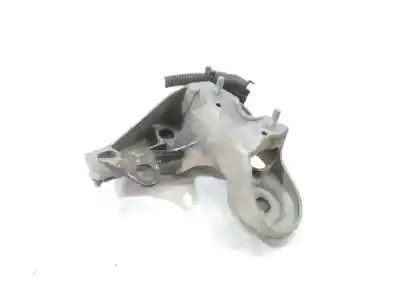 Second-hand car spare part engine support for audi a4 b5 (8d2) 1.9 tdi oem iam references 4b01999352b  