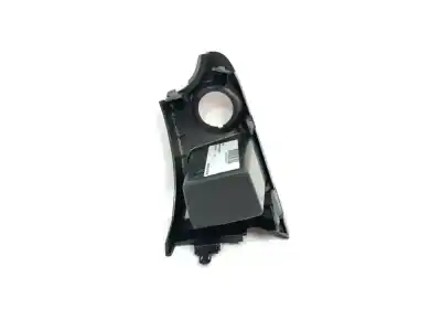 Peça sobressalente para automóvel em segunda mão moldagem por nissan note (e12) hr12dr referências oem iam 684143vu0a  
