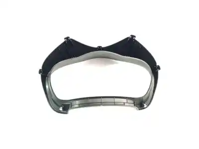 Peça sobressalente para automóvel em segunda mão moldagem por nissan note (e12) hr12dr referências oem iam 682403vu0a  