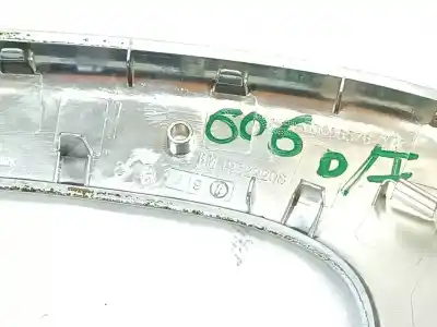 Peça sobressalente para automóvel em segunda mão moldagem por opel insignia 2.0 cdti referências oem iam 13222208  