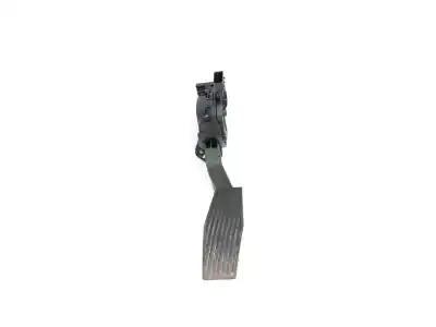 Second-hand car spare part accelerator pedal for opel insignia 2.0 cdti oem iam references 13237352  