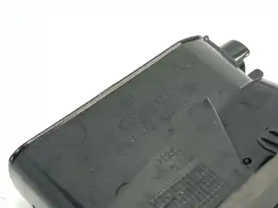 Автозапчастина б/у аераційна решіта для peugeot 207/207+ (wa_, wc_) 1.6 16v посилання на oem iam 9650088577  