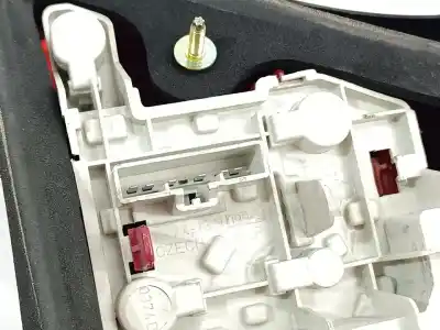 Second-hand car spare part left tailgate light for ford mondeo iii sedán (b4y) 2.0 tdci oem iam references 1s7x13n099a