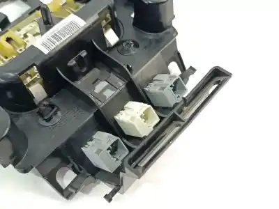 Peça sobressalente para automóvel em segunda mão luz interior por citroen c8 2.0 hdi fap cat (rhr / dw10bted4) referências oem iam 215682