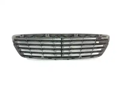 Second-hand car spare part FRONT GRILLE for MERCEDES-BENZ CLASE E  OEM IAM references A2118800383  