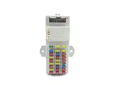 Second-hand car spare part fuse box unit for kia sorento 2.5 crdi concept oem iam references bf391171  