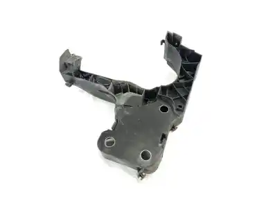 Second-hand car spare part left headlight support for renault megane ii sedán (lm0/1_) 1.5 dci (lm1e) oem iam references 8200137495