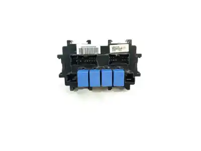 Second-hand car spare part fuse box unit for renault koleos m9r832 oem iam references 252365026r  
