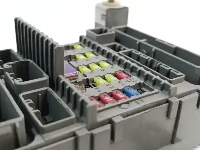 Peça sobressalente para automóvel em segunda mão caixa de fusíveis e relés por honda accord tourer (cw) n22b1 referências oem iam fca20c2r2  