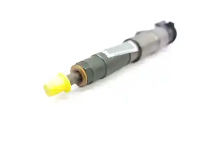 Second-hand car spare part injector for bmw serie 5 berlina (e60) 520d oem iam references 779272104