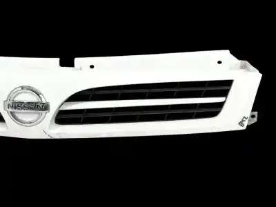 Second-hand car spare part front grille for nissan interstar autobús (x70) dci 115 oem iam references 8200233587