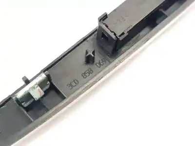 Peça sobressalente para automóvel em segunda mão moldagem por volkswagen passat berlina (3c2) highline referências oem iam 3c0858069