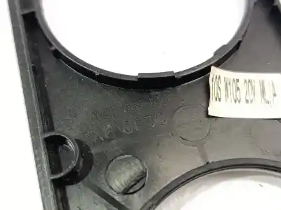 Peça sobressalente para automóvel em segunda mão moldagem por volkswagen passat berlina (3c2) highline referências oem iam 3c0863100