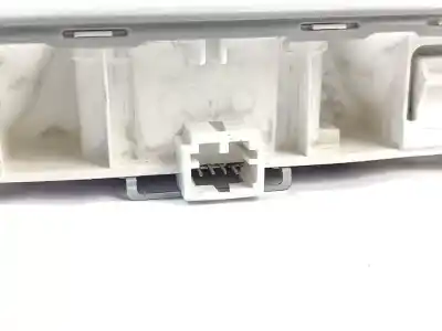 Автозапчасти б/у внутренний свет за audi a1 sportback (gba) 30 tfsi ссылки oem iam 8u0947111bc5  