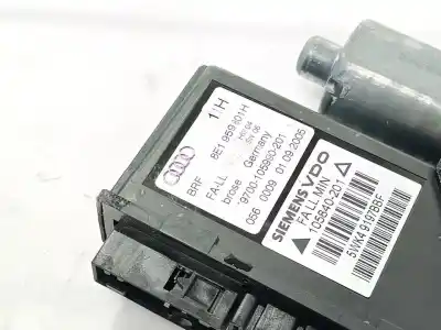 Pezzo di ricambio per auto di seconda mano Alzacristalli Anteriore Sinistro per AUDI A4 B7 (8EC) 2.0 TDI 16V Riferimenti OEM IAM 8E0837461B  