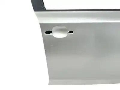 Автозапчасти б/у дверь передняя правая за bmw serie 1 berlina (e81/e87) 118d ссылки oem iam 41515a2a382  