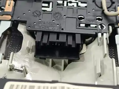 Автозапчастина б/у внутрішне світло для audi a4 b7 (8ec) 2.0 tdi 16v посилання на oem iam 8e0951177  