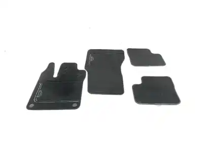 Автозапчасти б/у набор ковриков за renault twingo iii (bcm_, bca_) z.e: (bca1) ссылки oem iam 8201476011  