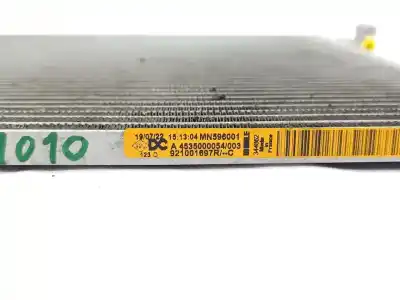 Автозапчасти б/у конденсатор / радиатор кондиционера воздуха за renault twingo iii (bcm_, bca_) z.e: (bca1) ссылки oem iam 921001697r  