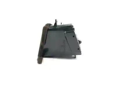 Автозапчасти б/у аэрационная решетка за ssangyong kyron 2.7 turbodiesel cat (euro 4) ссылки oem iam 6961009000  