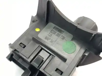 Second-hand car spare part Steering Wheel Switch for RENAULT SCENIC II 1.9 dCi Diesel 120 CV / 88 KW OEM IAM references 8200206738  