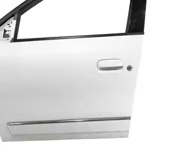 Автозапчасти б/у левая передняя дверь за renault twingo iii (bcm_, bca_) z.e: (bca1) ссылки oem iam 801011879r  