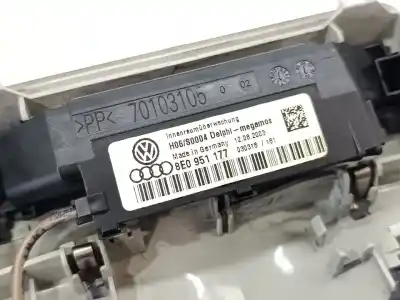 Pezzo di ricambio per auto di seconda mano Luce Interna per AUDI A4 B6 (8E2) 1.9 TDI Riferimenti OEM IAM 8E0951177  