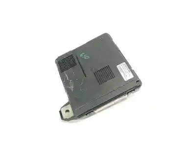 Pezzo di ricambio per auto di seconda mano SCATOLA RELÈ/FUSIBILI per RENAULT SCENIC II  Riferimenti OEM IAM 8200306032C  