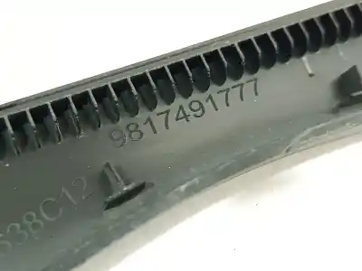 Peça sobressalente para automóvel em segunda mão aba do guarda-lamas traseiro direito por peugeot 2008 (2013->) style referências oem iam 9817491777