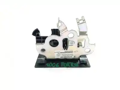 Second-hand car spare part trunk lock for q7 a3 8v ambiente oem iam references 8r0827505