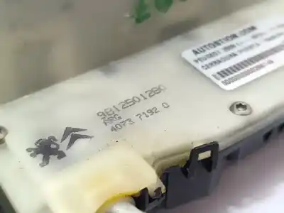 Peça sobressalente para automóvel em segunda mão fechadura da porta traseira esquerda por peugeot 2008 (2013->) style referências oem iam 9812501280