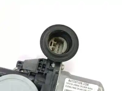Recambio de automóvil de segunda mano de elevalunas delantero derecho para toyota urban cruiser active referencias oem iam 8571030400  