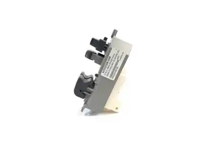 Recambio de automóvil de segunda mano de mando elevalunas delantero izquierdo para toyota urban cruiser active referencias oem iam 8482012510  