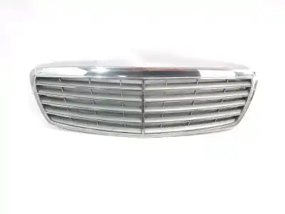 Second-hand car spare part FRONT GRILLE for MERCEDES-BENZ CLASE E  OEM IAM references A2118800383  