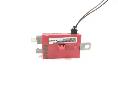 Tweedehands auto-onderdeel ANTENNE VERSTERKER voor JAGUAR XE (X760) 2.0 D AWD OEM IAM-referenties FK7218C847AA  