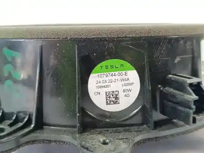 Pièce détachée automobile d'occasion HAUT-PARLEUR pour TESLA MODEL Y GRAN AUTONOMIA DUAL AWD 514 CV / 378 KW Références OEM IAM 107974400E  