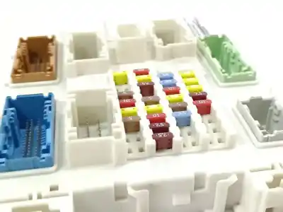 Second-hand car spare part fuse box unit for ford focus lim. business oem iam references em5t14014glb  