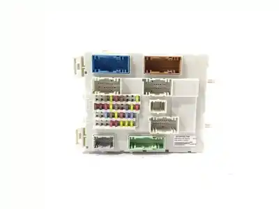 Peça sobressalente para automóvel em segunda mão caixa de fusíveis e relés por ford focus lim. business referências oem iam em5t14014glb