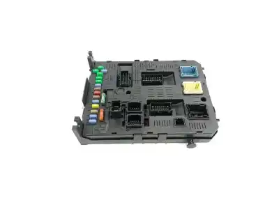 Peça sobressalente para automóvel em segunda mão caixa de fusíveis e relés por citroen c4 picasso avatar referências oem iam 966405908002