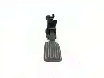 Second-hand car spare part accelerator pedal for nissan pulsar fastback (c13) 1.2 dig-t oem iam references 180023ra0b