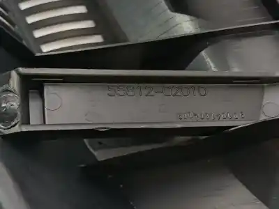 Peça sobressalente para automóvel em segunda mão grelha torpedo curcuvan por toyota auris sol referências oem iam 5578102160  