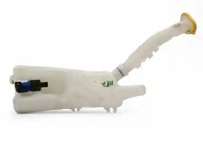 Second-hand car spare part windscreen washer bottle for renault clio iii business oem iam references 7701058023