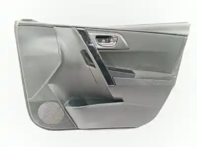 Peça sobressalente para automóvel em segunda mão forra / revestimento da porta dianteira direita por toyota auris touring sports e18 hybrid active referências oem iam 6777702300