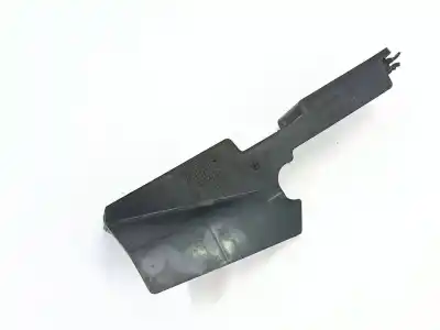 Second-hand car spare part medium for renault trafic combi ab 4.01 6 plazas l2h1 acristalado parcial oem iam references 8200414168  